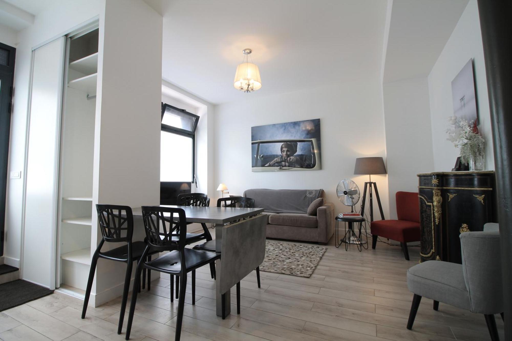 Cozy Select Apartment Париж Екстериор снимка